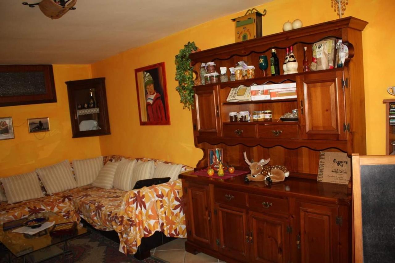 B&B Mamma Ari Fermo Luaran gambar