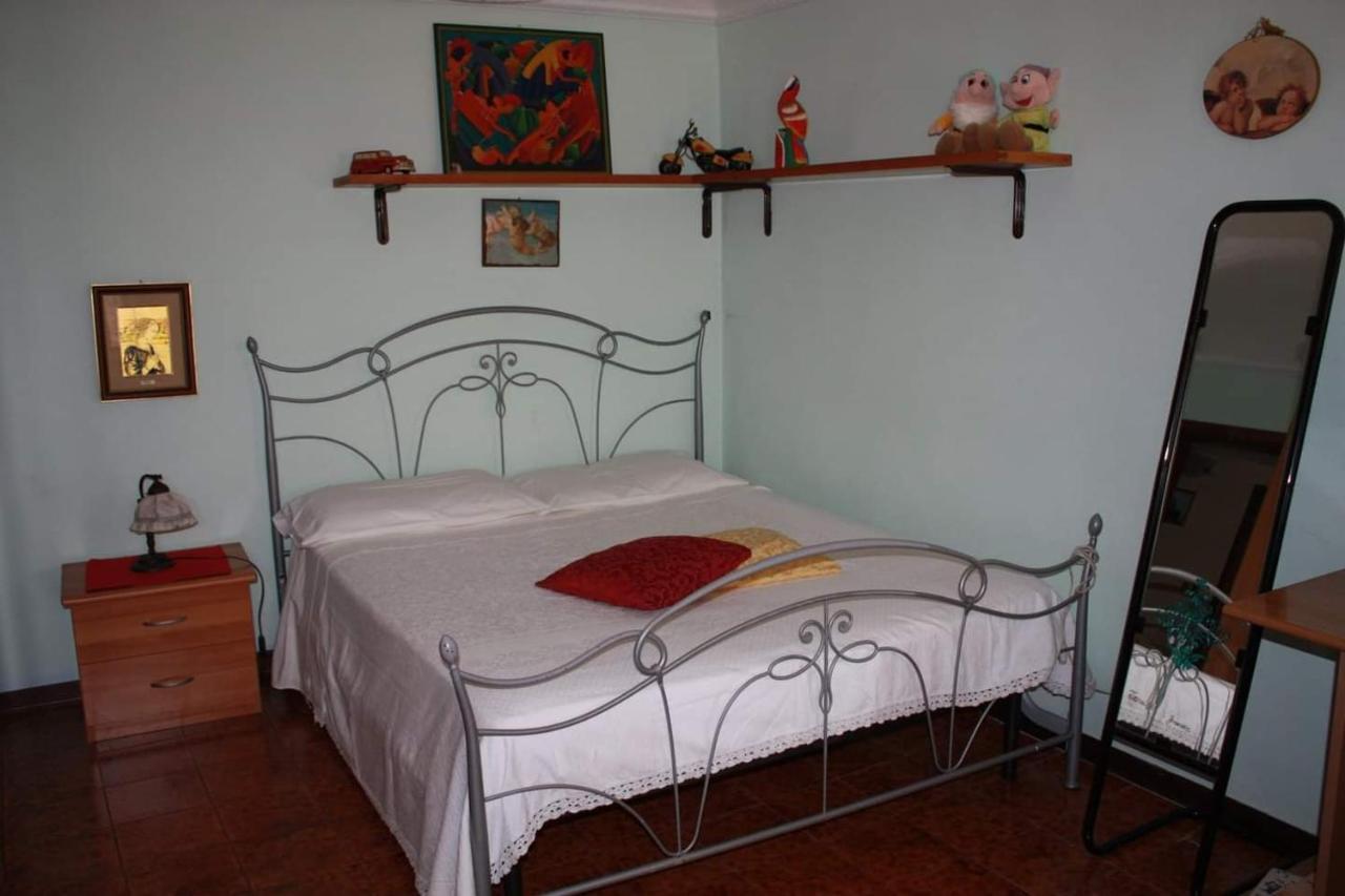 B&B Mamma Ari Fermo Luaran gambar